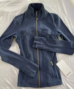 lululemon exercise clothes